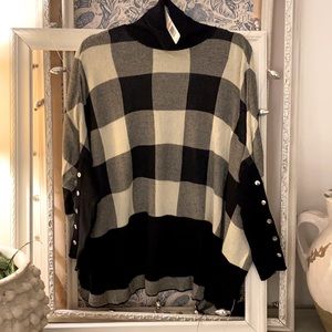 Buffalo check tunic turtleneck